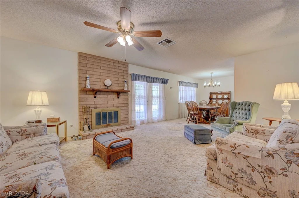 1436 Calmview, Las Vegas, NV 89110
