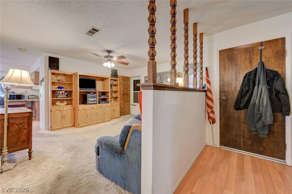 1436 Calmview, Las Vegas, NV 89110
