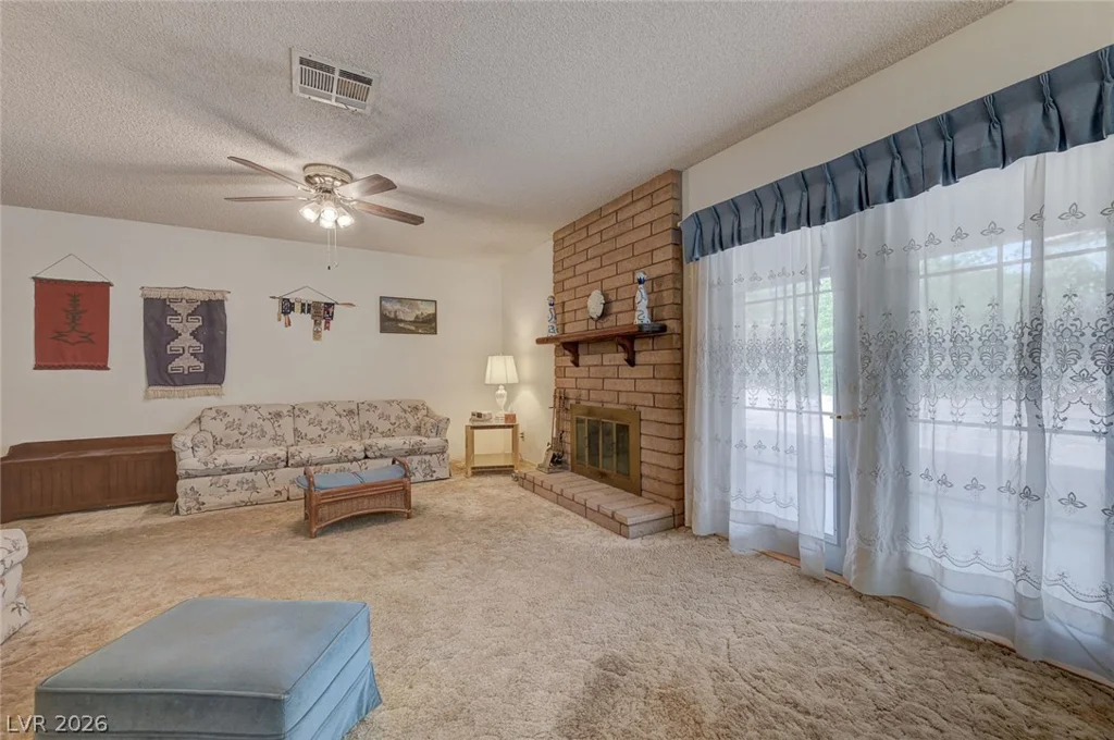 1436 Calmview, Las Vegas, NV 89110