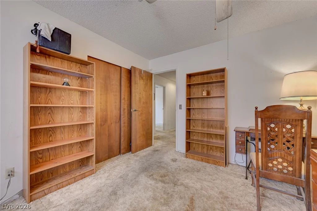 1436 Calmview, Las Vegas, NV 89110