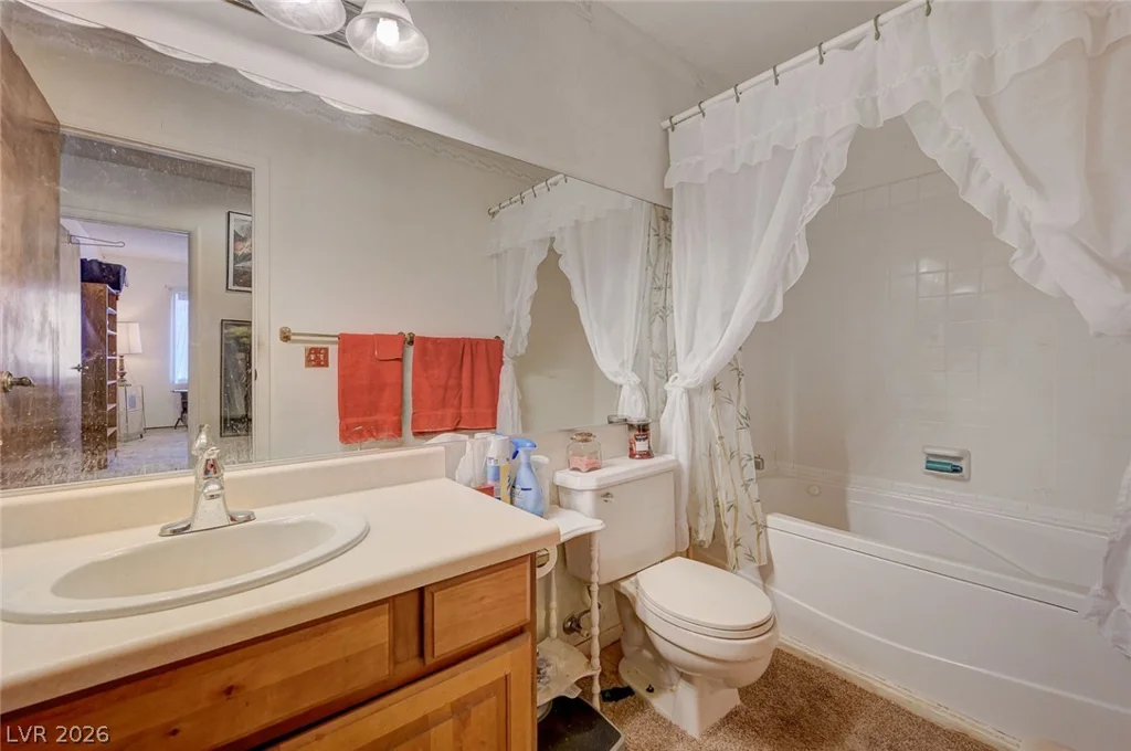 1436 Calmview, Las Vegas, NV 89110