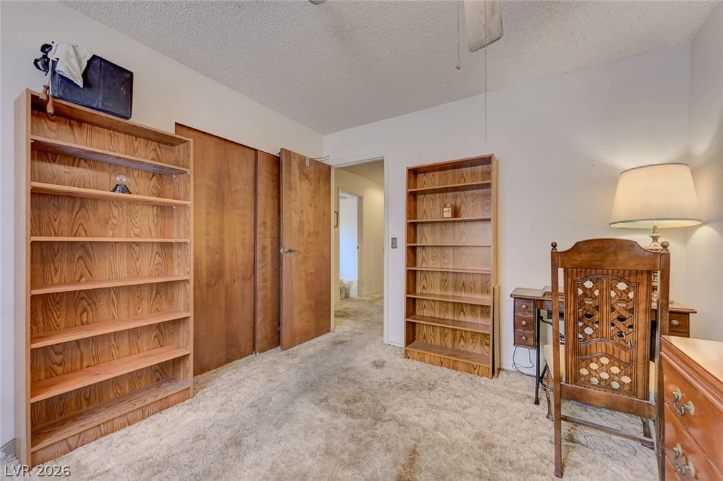 1436 Calmview, Las Vegas, NV 89110