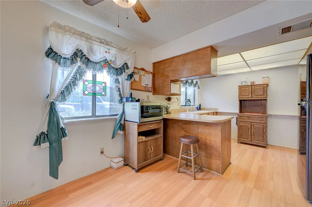 1436 Calmview, Las Vegas, NV 89110