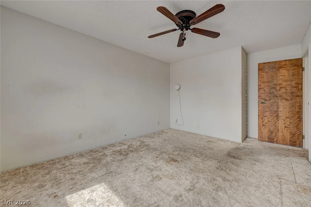1436 Calmview, Las Vegas, NV 89110