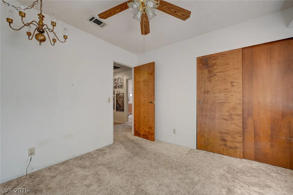 1436 Calmview, Las Vegas, NV 89110