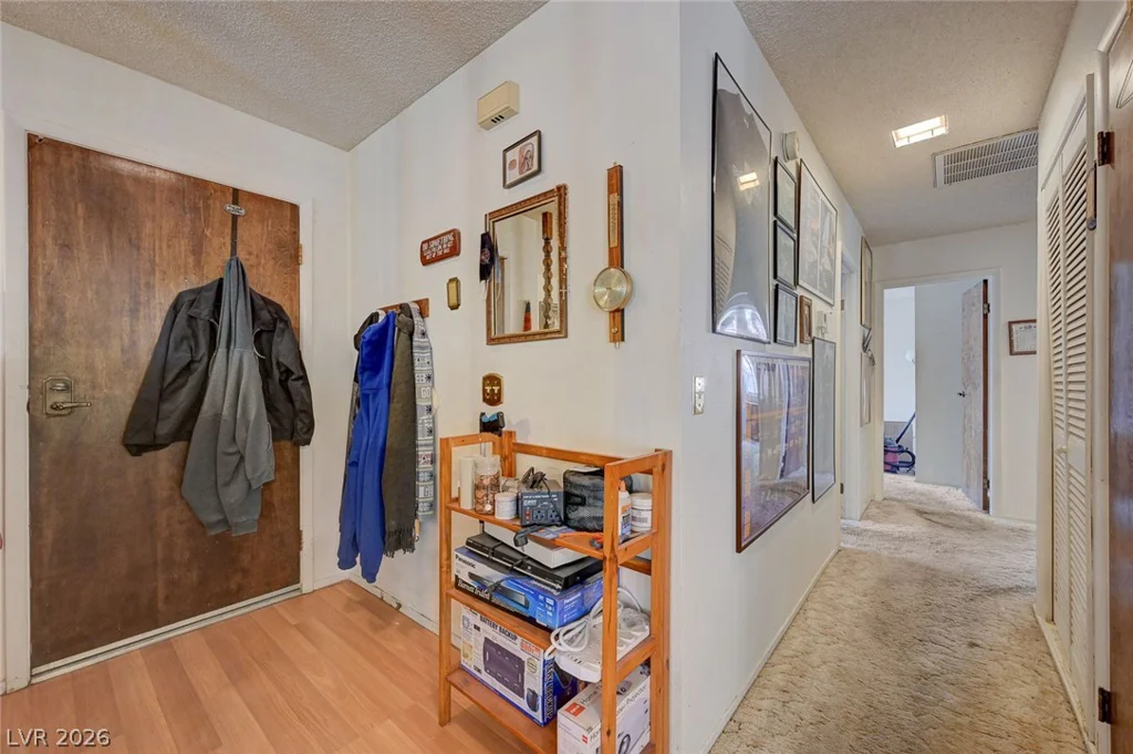 1436 Calmview, Las Vegas, NV 89110