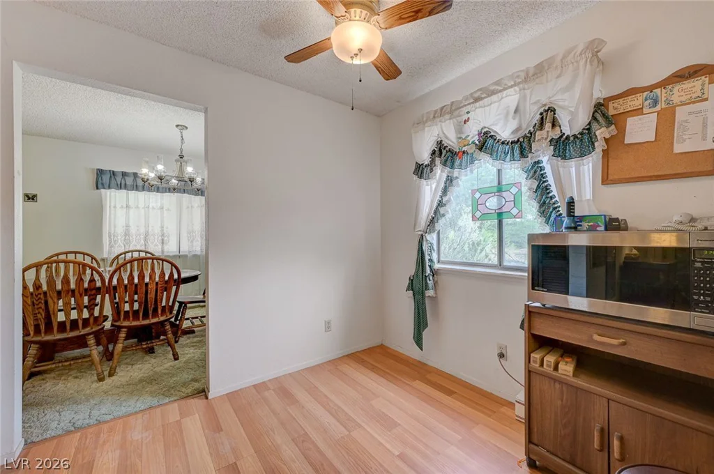 1436 Calmview, Las Vegas, NV 89110