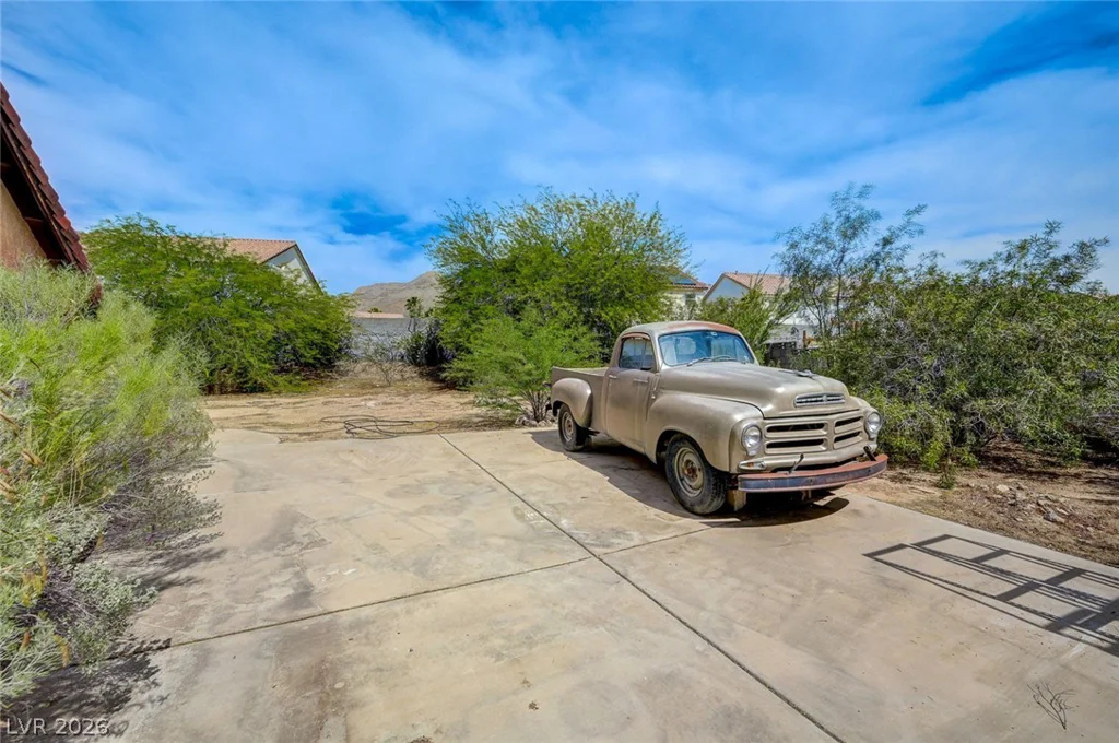 1436 Calmview, Las Vegas, NV 89110