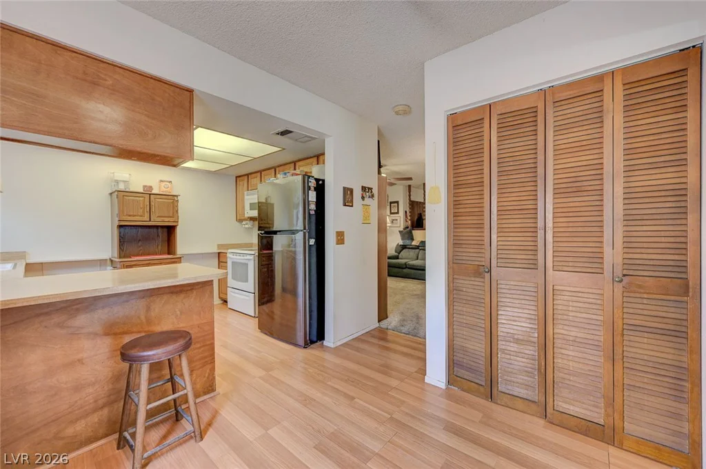 1436 Calmview, Las Vegas, NV 89110