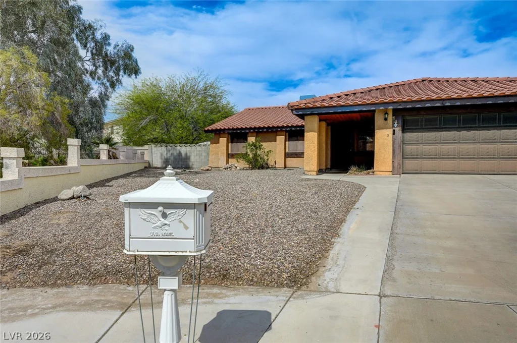 1436 Calmview, Las Vegas, NV 89110