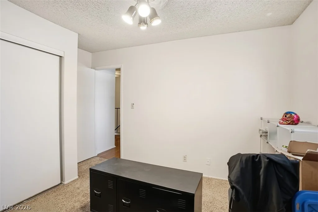 513 Starfire, Las Vegas, NV 89107