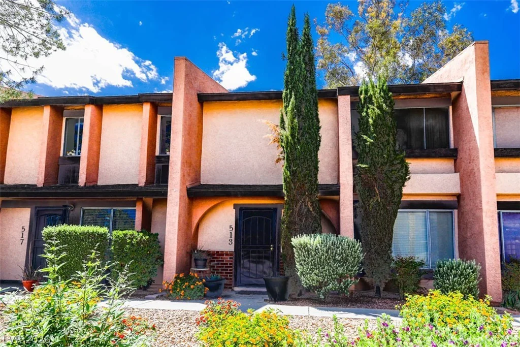 513 Starfire, Las Vegas, NV 89107