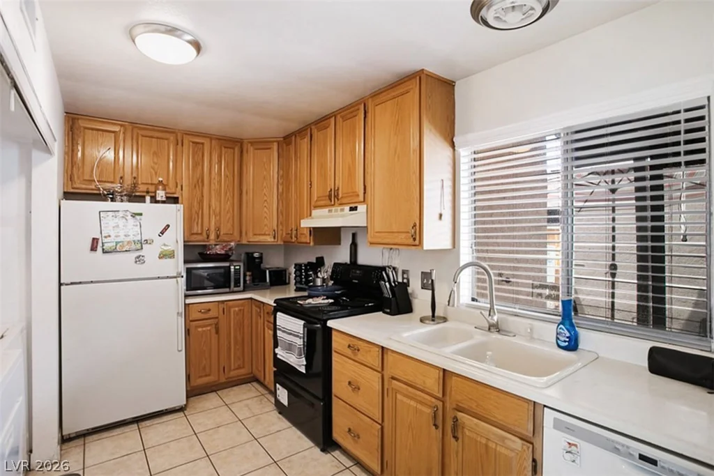 513 Starfire, Las Vegas, NV 89107