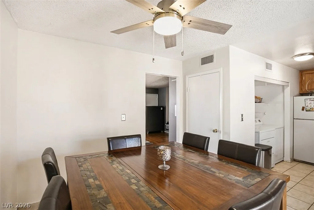 513 Starfire, Las Vegas, NV 89107