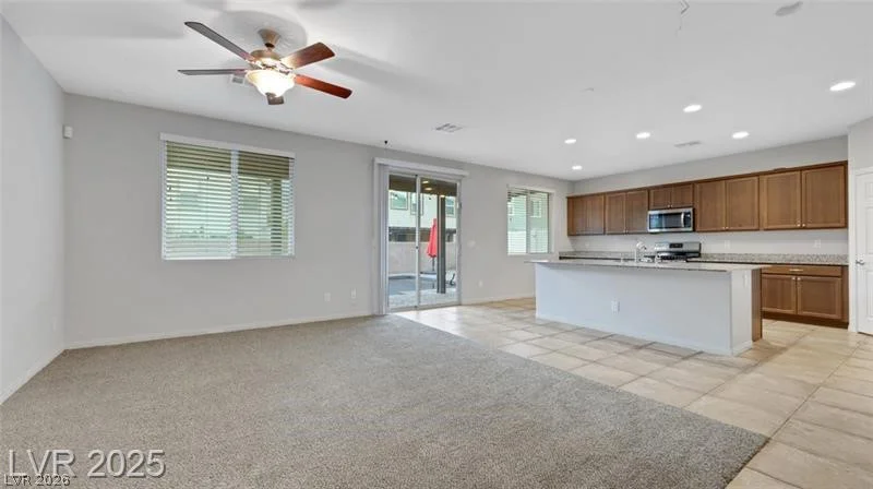 5905 Middle Rock, North Las Vegas, NV 89081