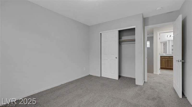 5905 Middle Rock, North Las Vegas, NV 89081