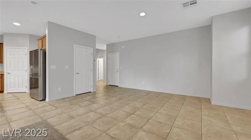 5905 Middle Rock, North Las Vegas, NV 89081