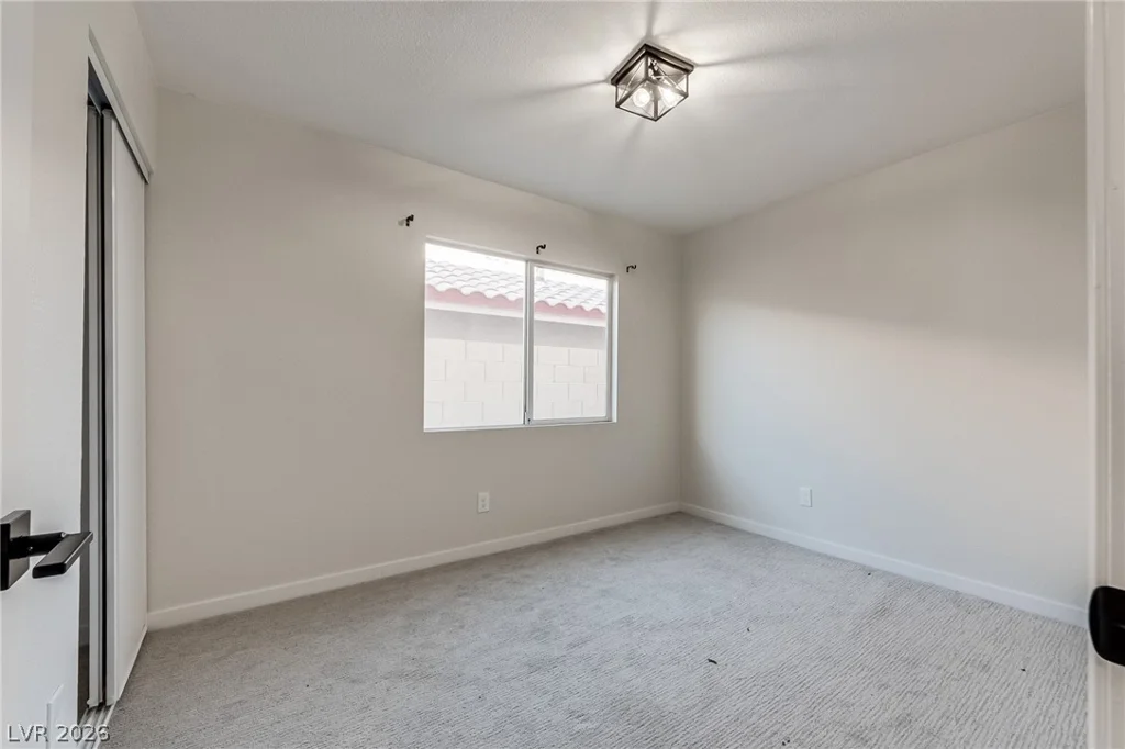 7946 Kentshire, Las Vegas, NV 89117