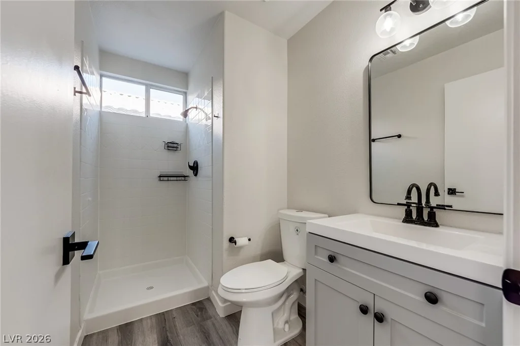 7946 Kentshire, Las Vegas, NV 89117