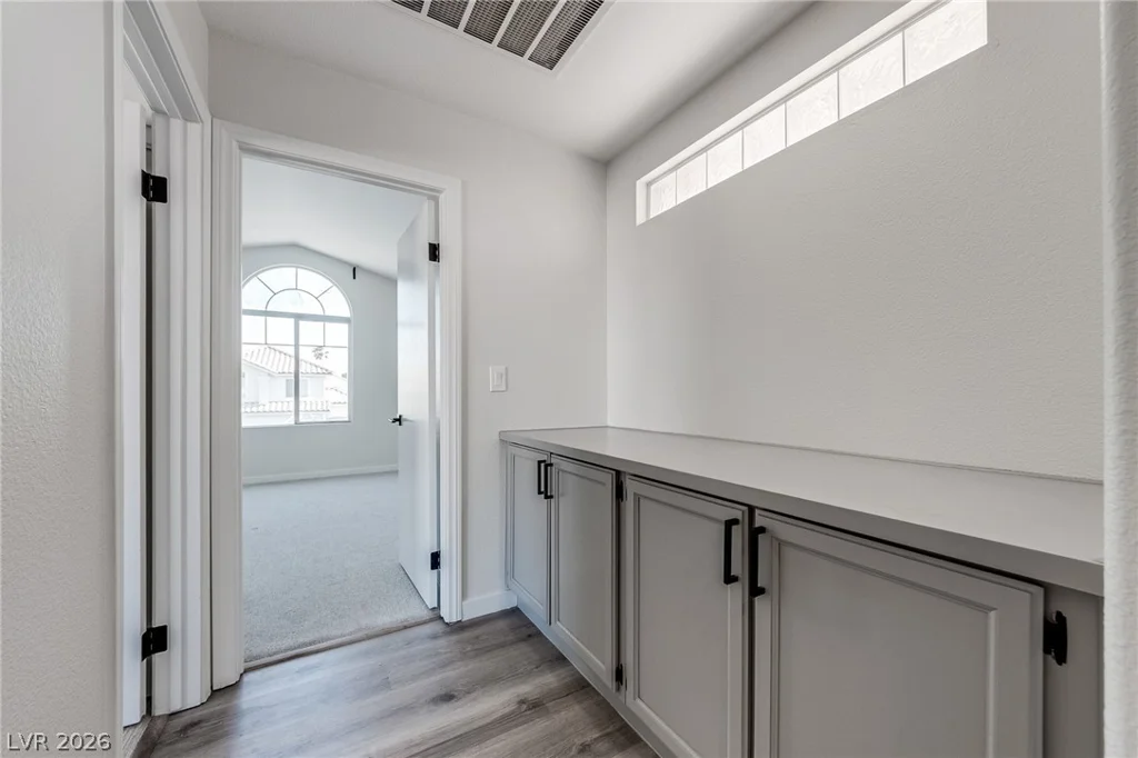 7946 Kentshire, Las Vegas, NV 89117