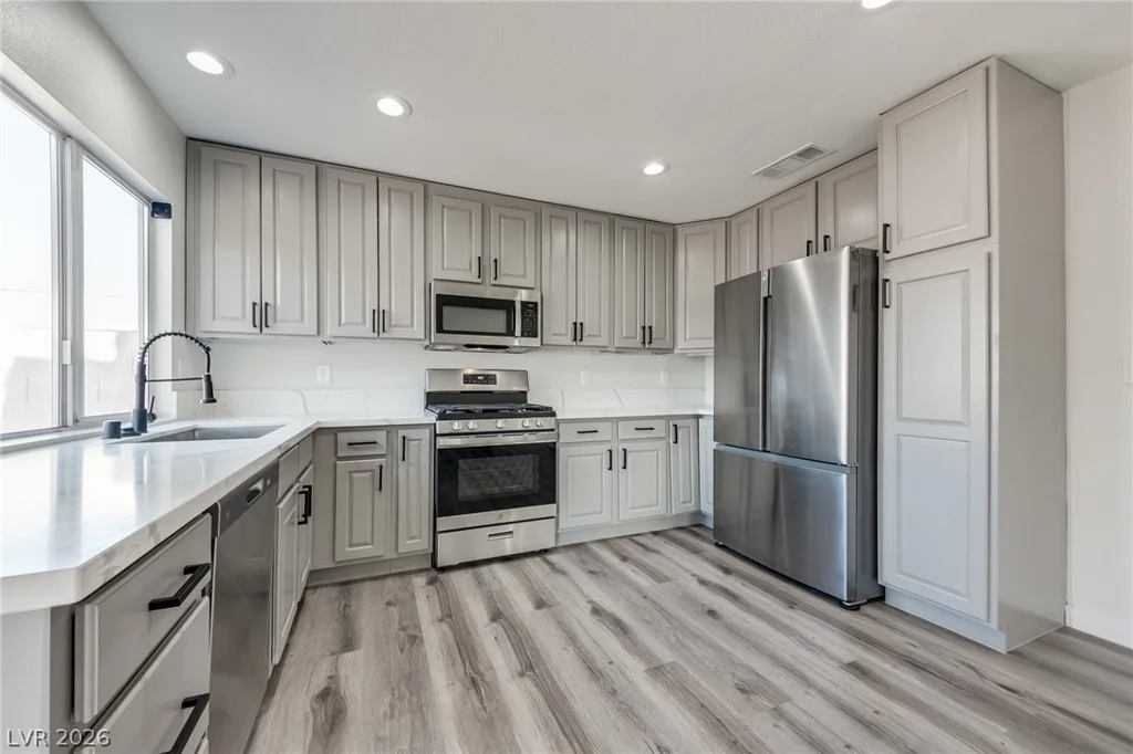 7946 Kentshire, Las Vegas, NV 89117