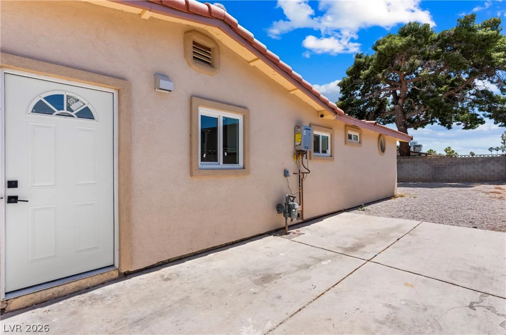 4545 Desert Inn, Las Vegas, NV 89102