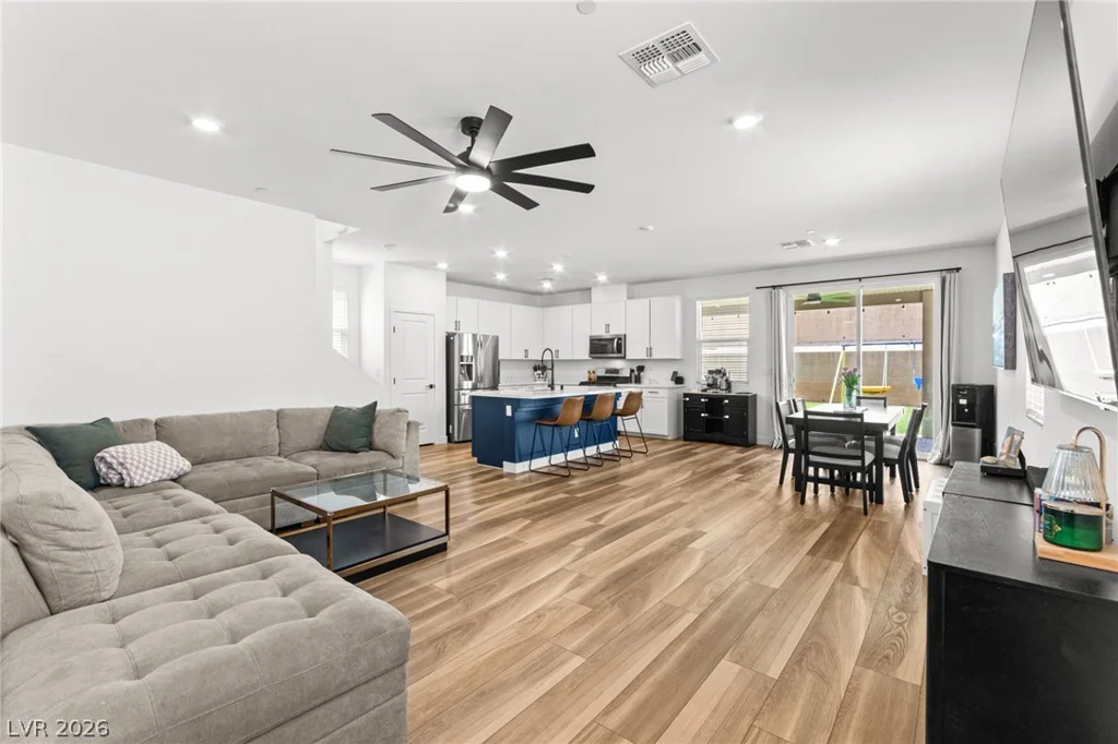 5403 Robinera, Las Vegas, NV 89166