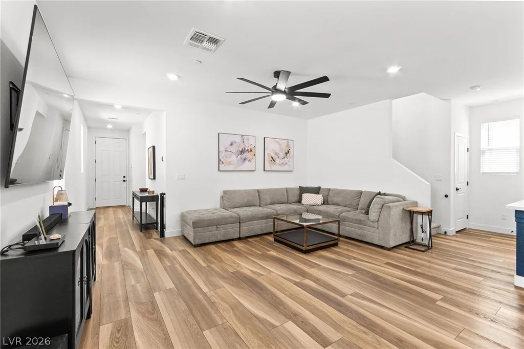 5403 Robinera, Las Vegas, NV 89166