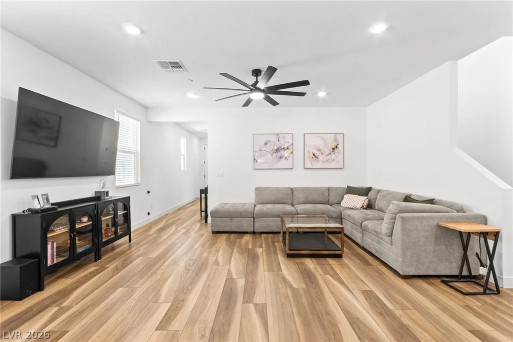 5403 Robinera, Las Vegas, NV 89166