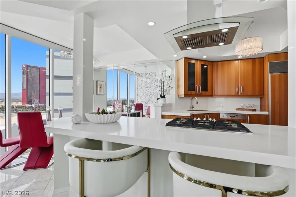 2877 Paradise, Las Vegas, NV 89109