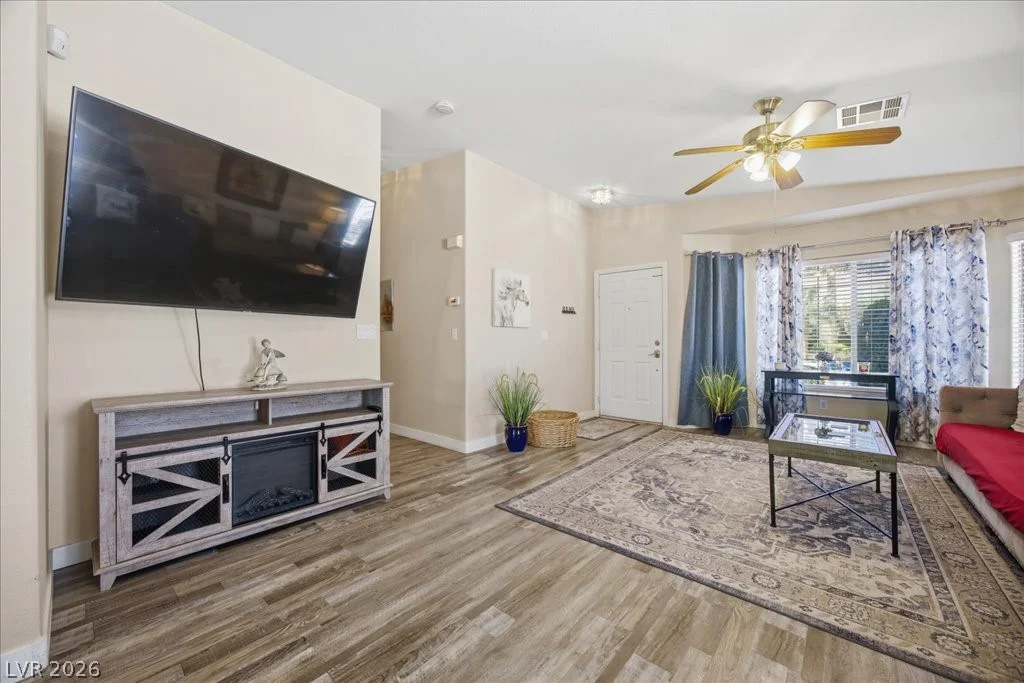 130 Lemongold, Henderson, NV 89012