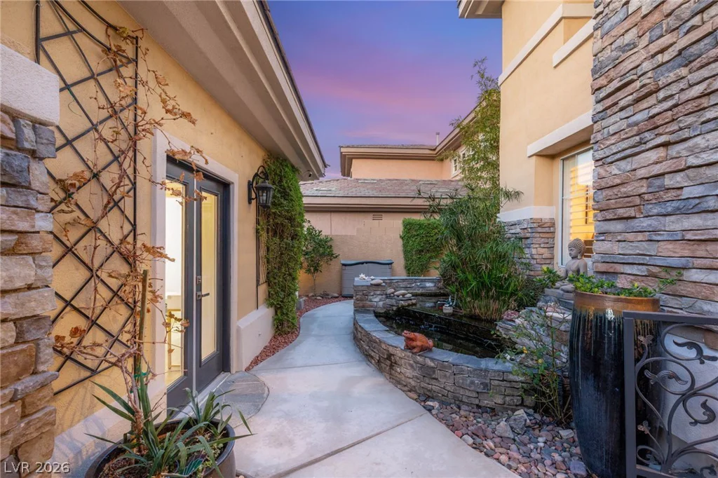712 Proud Eagle, Las Vegas, NV 89144