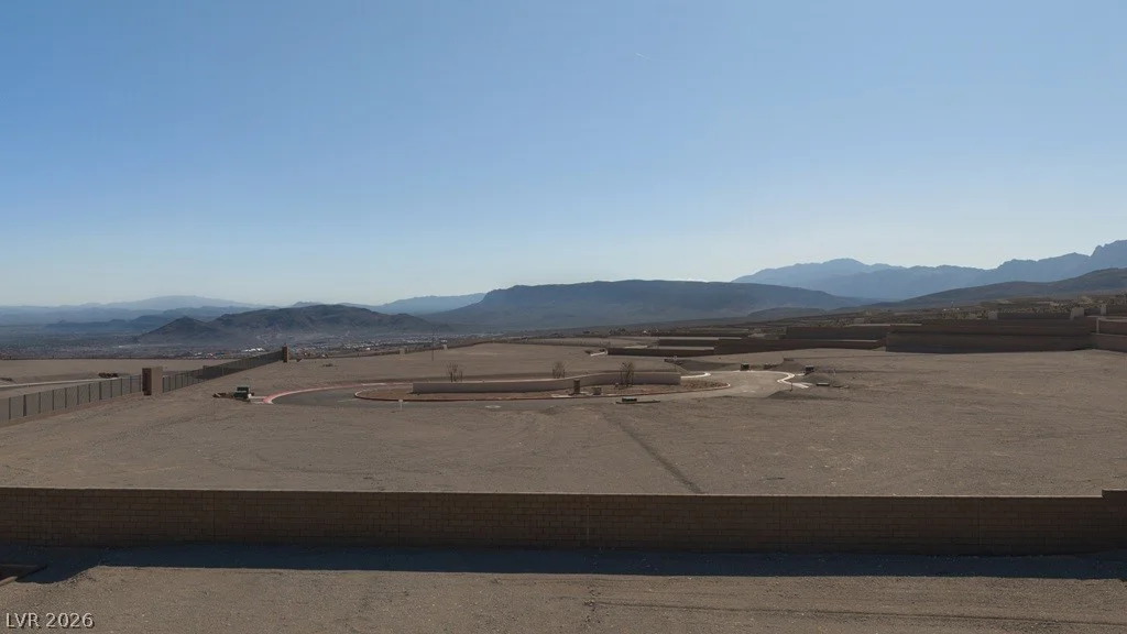 27 Skyfall Point, Las Vegas, NV 89138