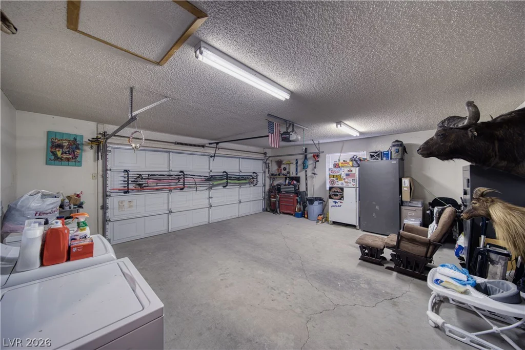 1641 Hickory, Pahrump, NV 89048