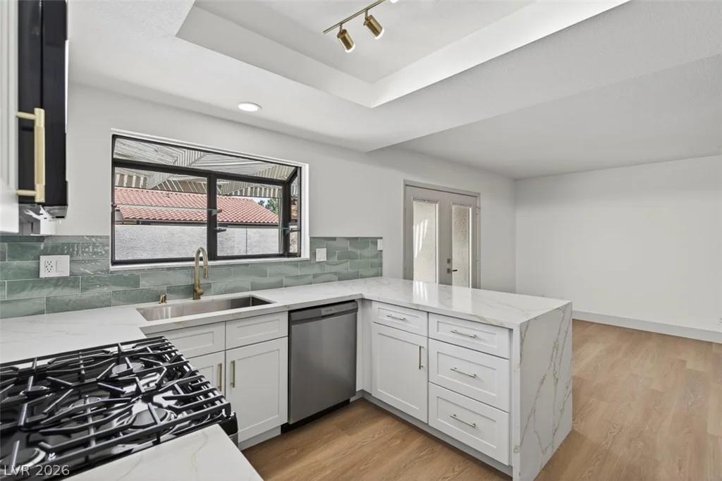1864 Muchacha, Henderson, NV 89014