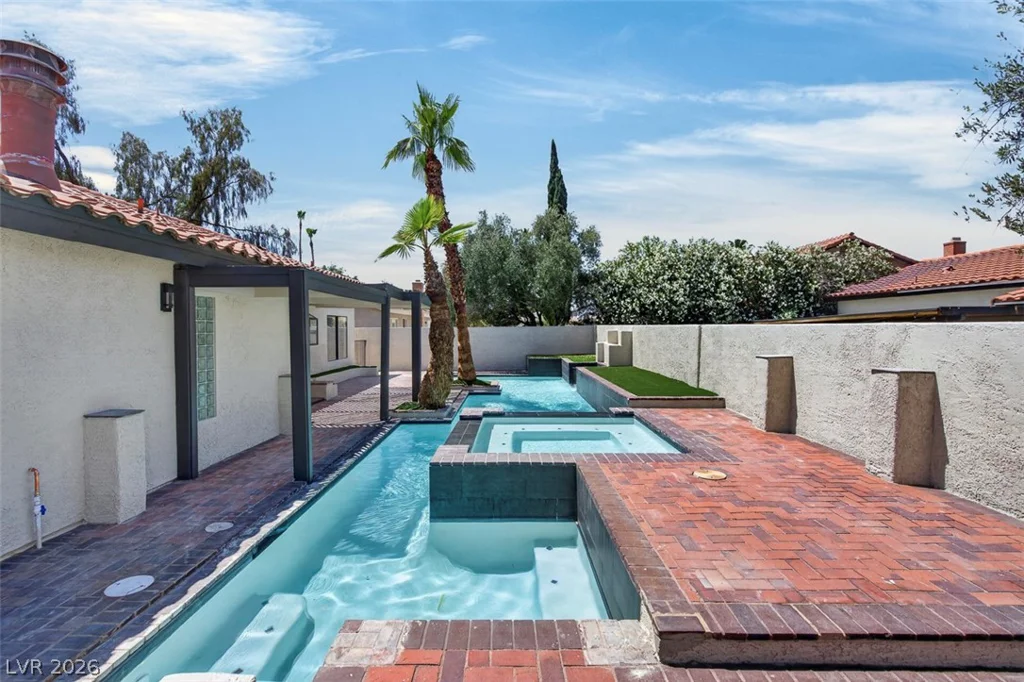 1864 Muchacha, Henderson, NV 89014