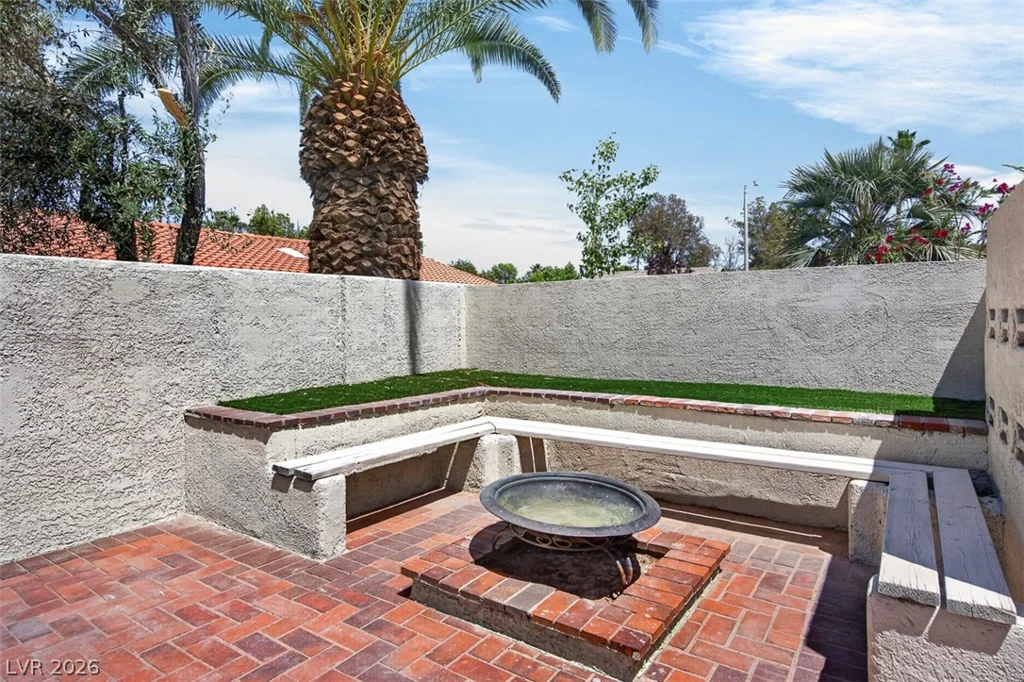 1864 Muchacha, Henderson, NV 89014