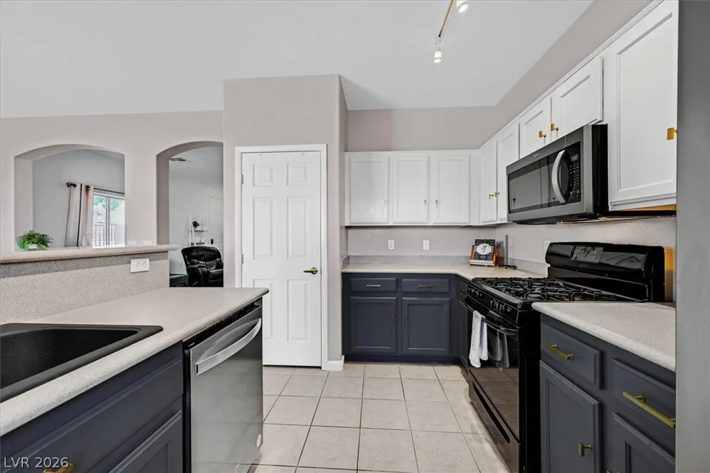 4036 Smokey Fog, North Las Vegas, NV 89081