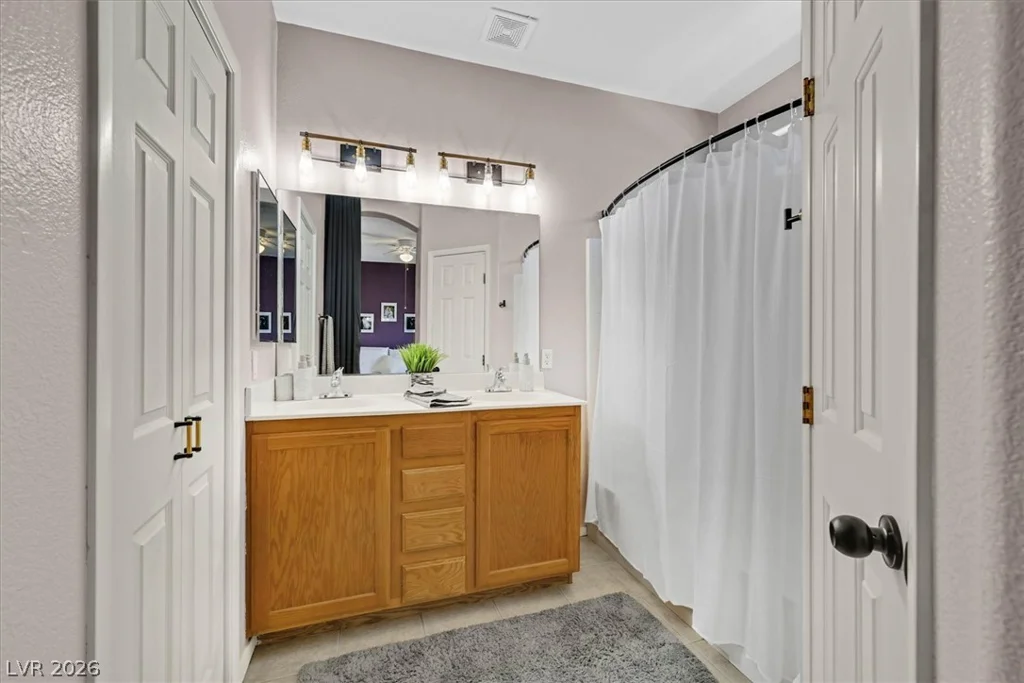 4036 Smokey Fog, North Las Vegas, NV 89081
