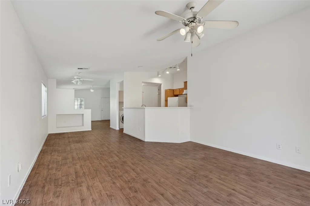 5148 Mineral Lake, Las Vegas, NV 89122