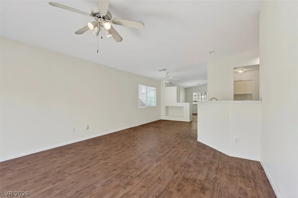5148 Mineral Lake, Las Vegas, NV 89122