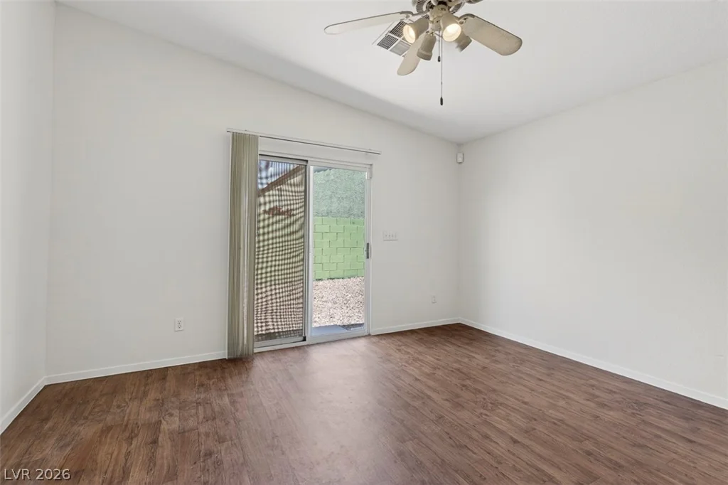 5148 Mineral Lake, Las Vegas, NV 89122