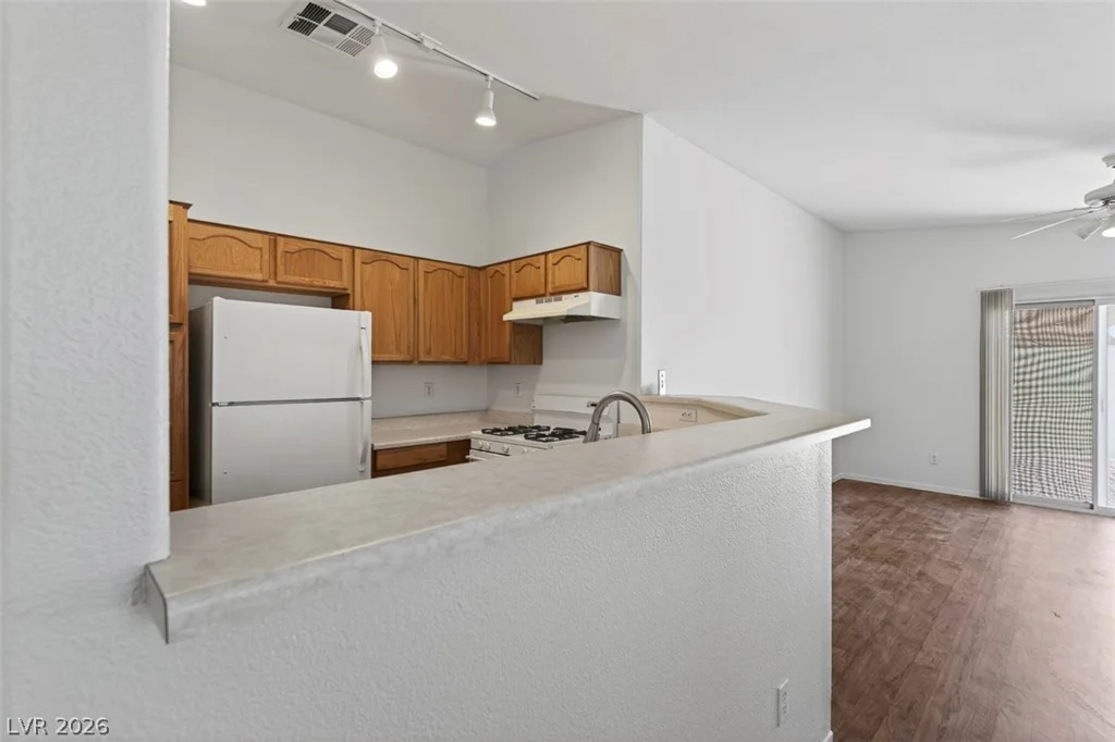 5148 Mineral Lake, Las Vegas, NV 89122