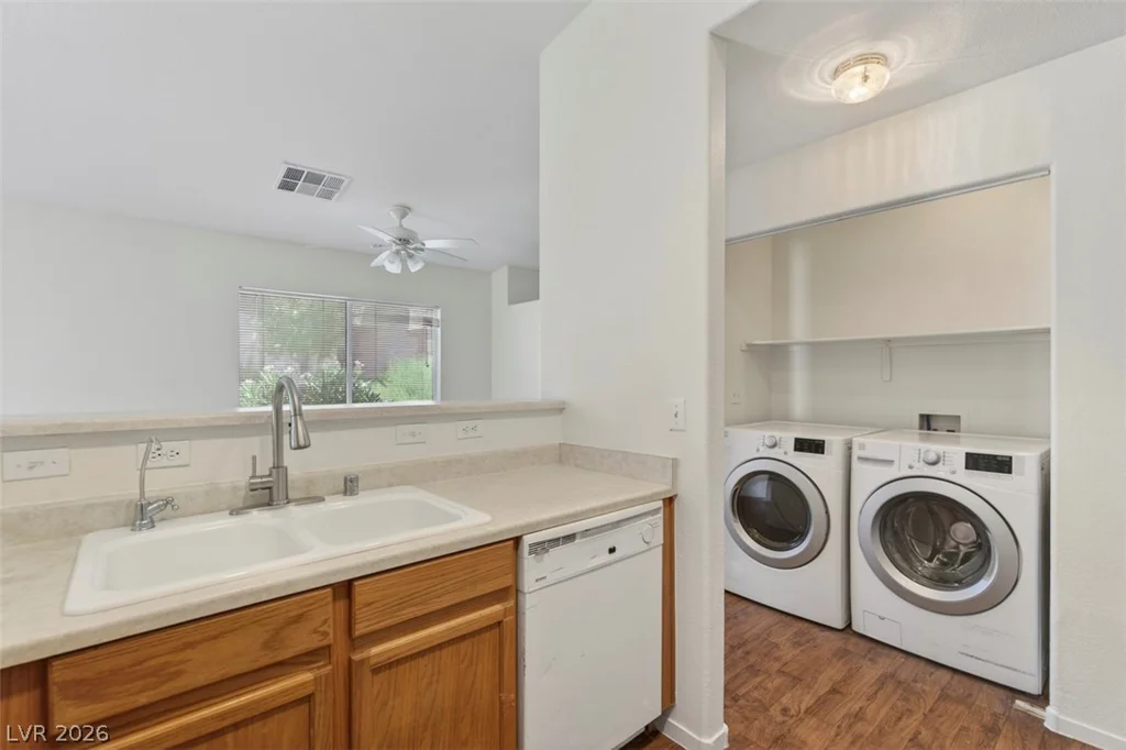 5148 Mineral Lake, Las Vegas, NV 89122