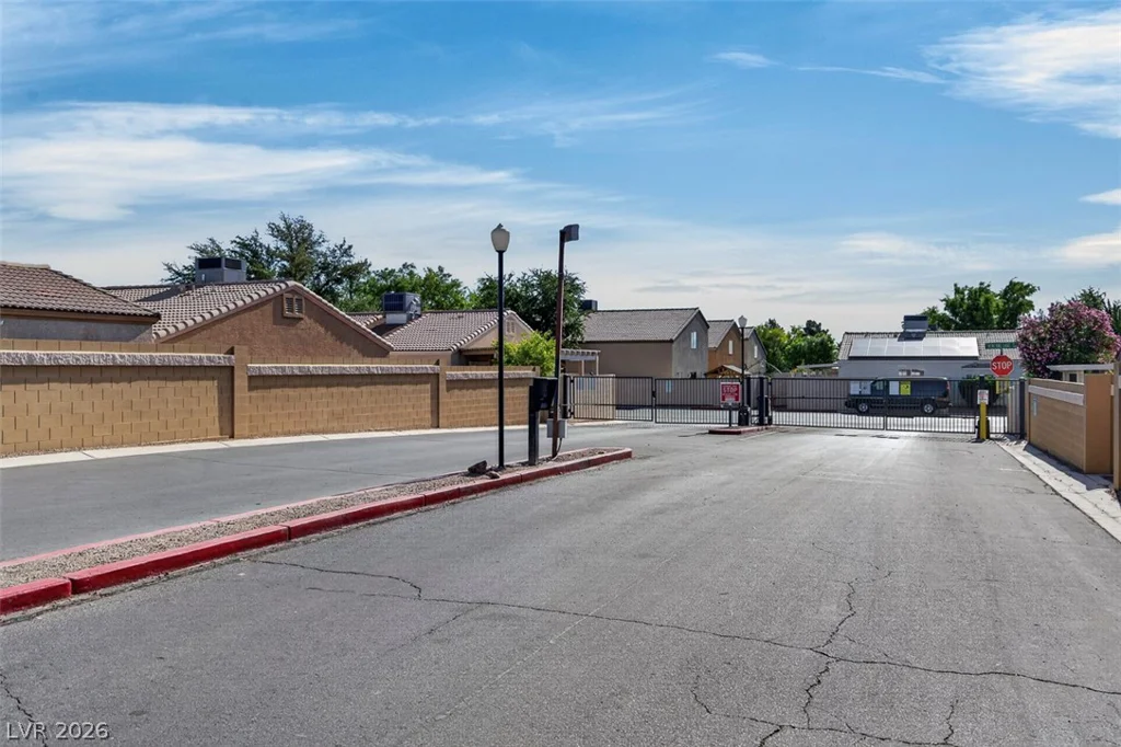 5148 Mineral Lake, Las Vegas, NV 89122
