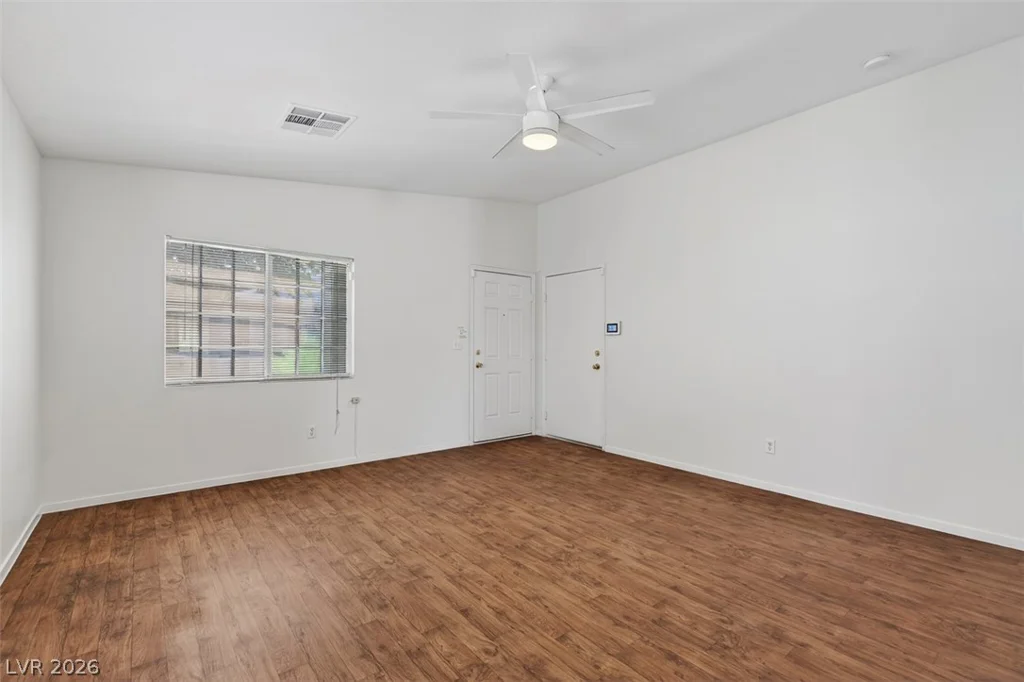 5148 Mineral Lake, Las Vegas, NV 89122