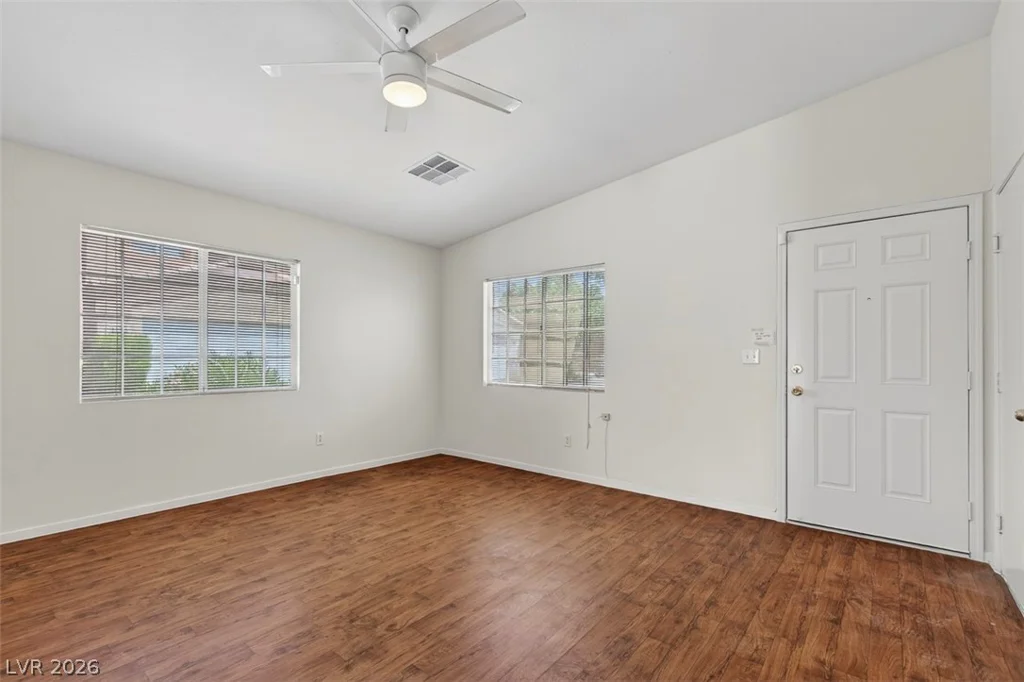 5148 Mineral Lake, Las Vegas, NV 89122
