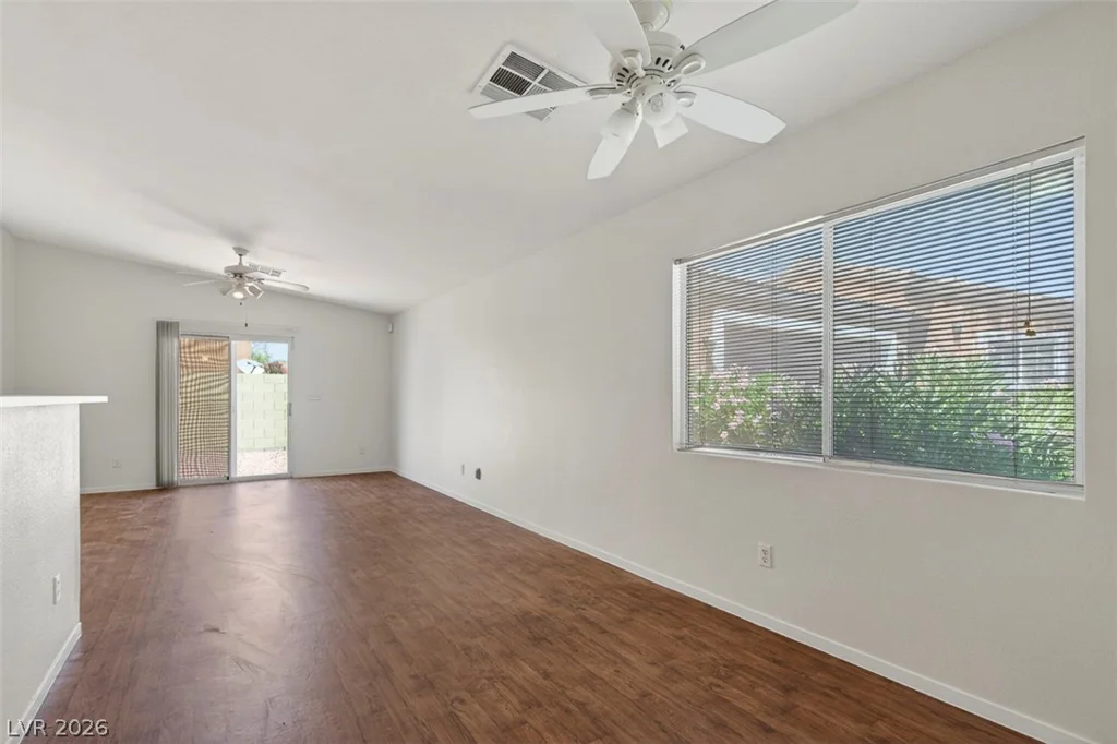 5148 Mineral Lake, Las Vegas, NV 89122