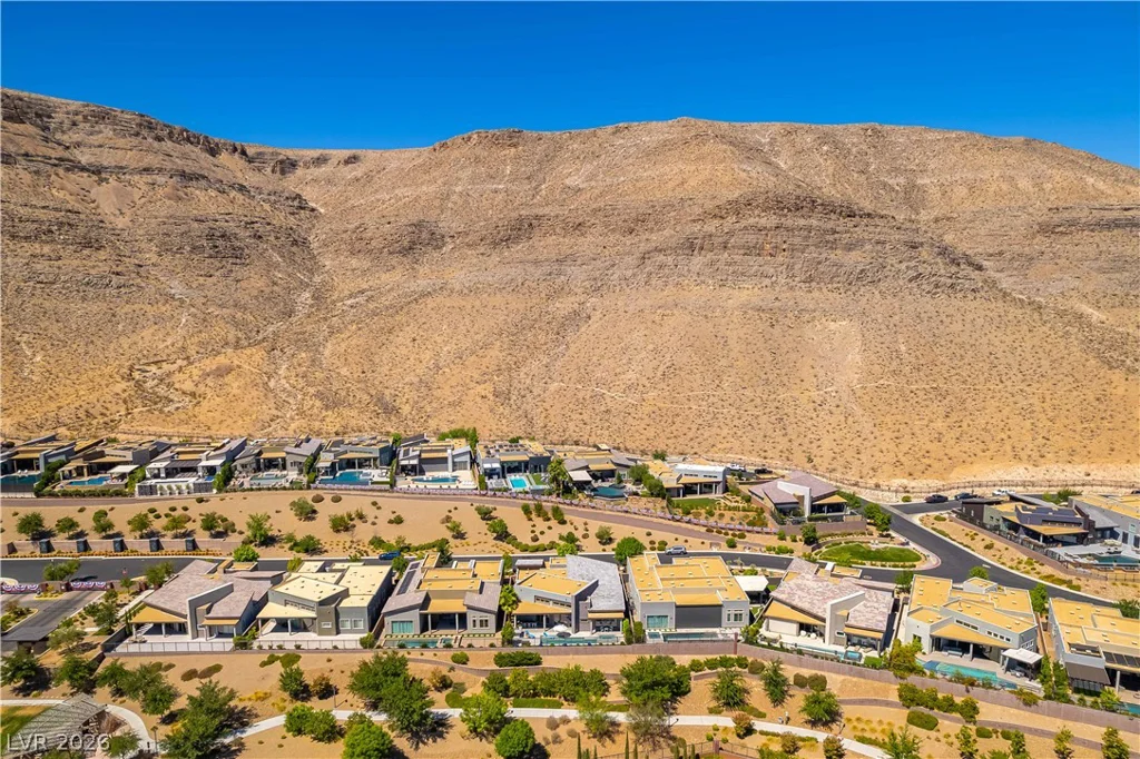 6178 Petroglyph, Las Vegas, NV 89135
