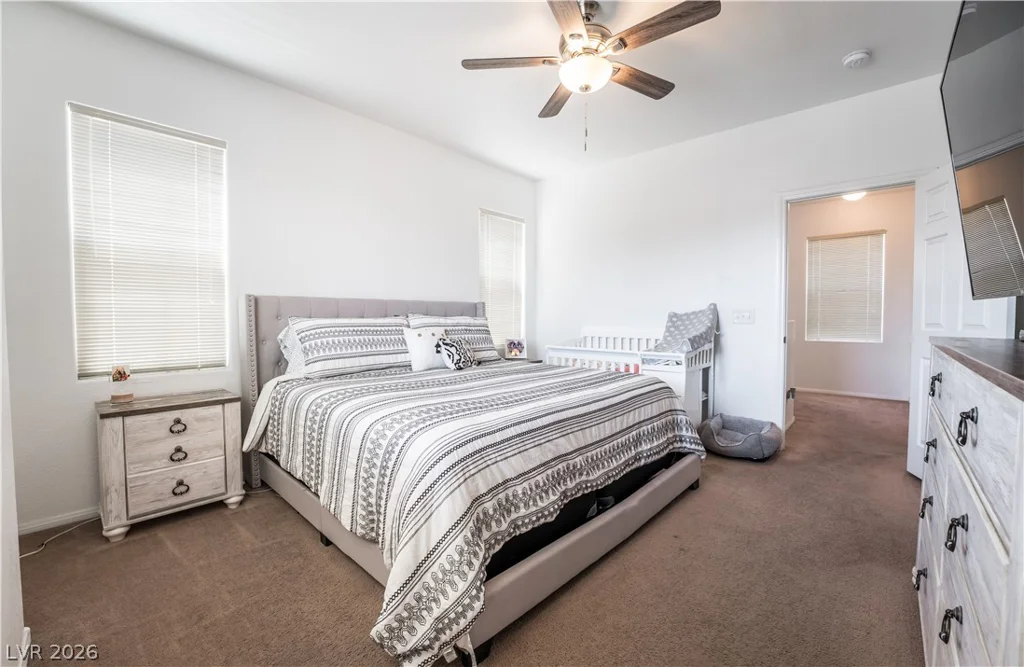 1228 Oak Village, Las Vegas, NV 89183